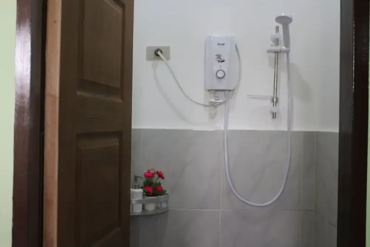 FilCan Hostel
