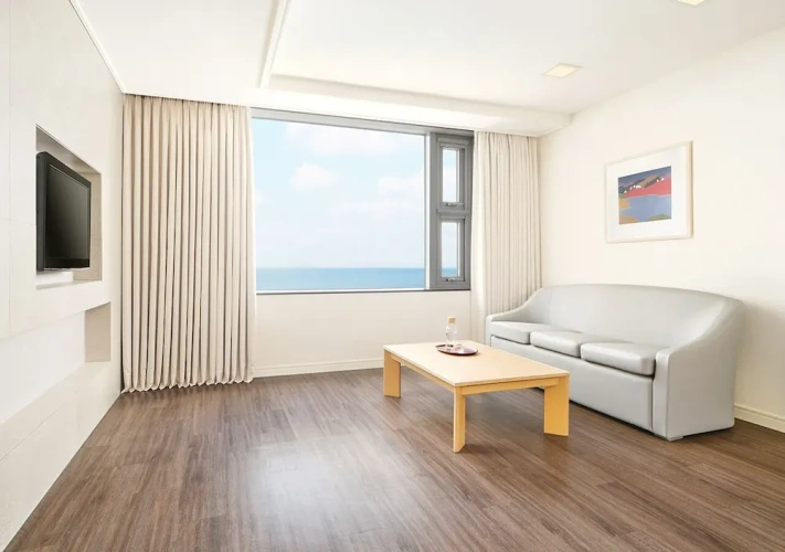 1 Bedroom Deluxe room with ocean view