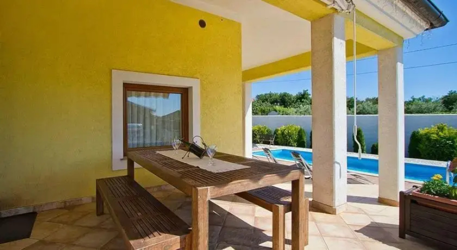 Villa MAGGIE