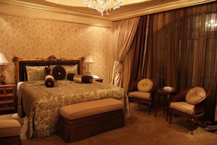 Ramada Al Hada Hotel And Suites