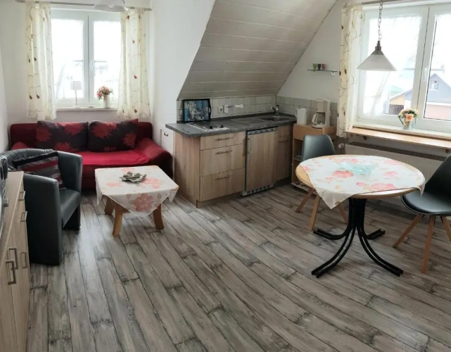 2 Bedrooms Apartment