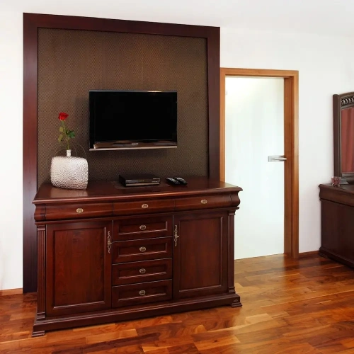 Deluxe Double room with pool view