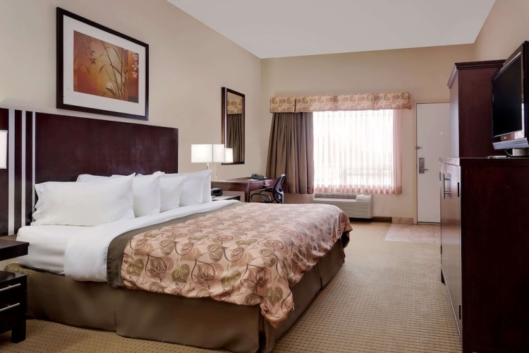 Ramada by Wyndham Lac La Biche photo 7
