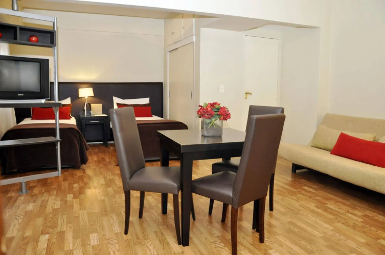 Sarmiento Suites Aparthotel