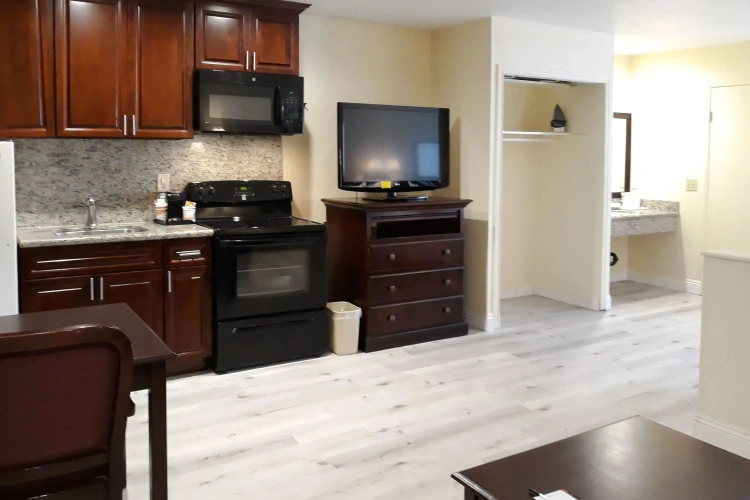 Quadruple Suite