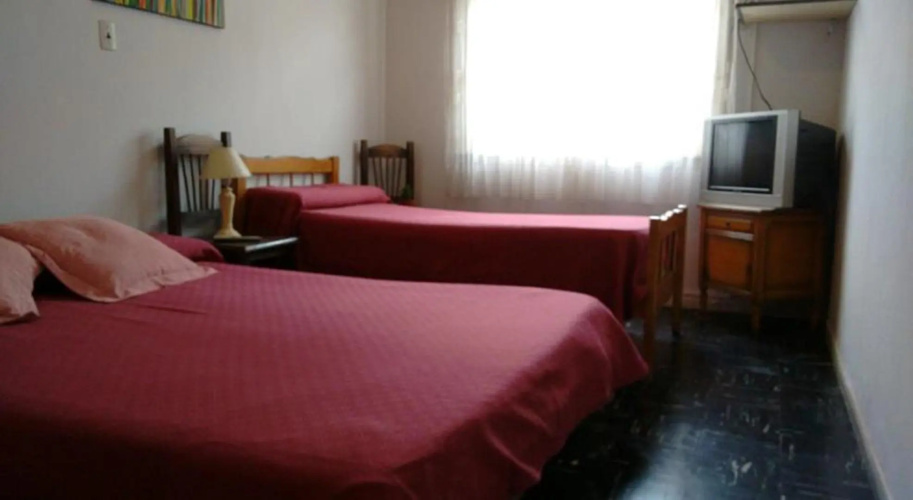 Hotel San Cayetano
