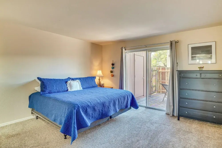 5 Mi to Dtwn: Tucson Townhome w/ Pool Access!