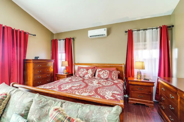 3 Mi Beech Mtn Resort: Cozy Studio w/ Deck & View!