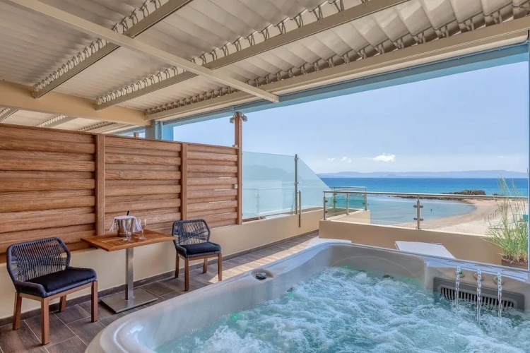 Deluxe Double room with balcony