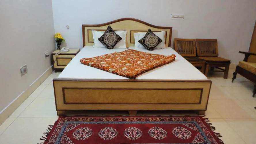 Hotel Swarajya Palace
