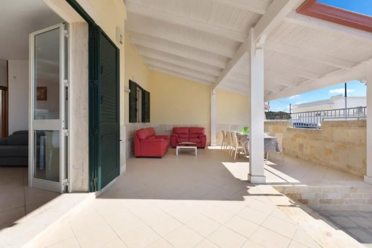 2 Bedrooms Quadruple Cottage