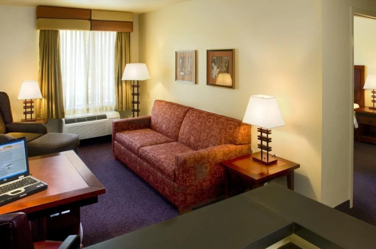 Larkspur Landing Campbell - An All-Suite HotelOver view