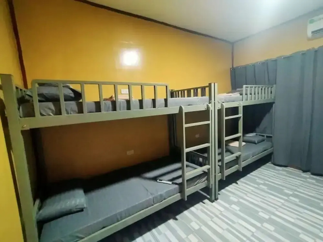 Yelcalibre Room Rentals
