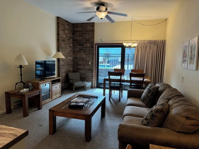 1 Bedroom Deluxe room with balcony and with mountain view