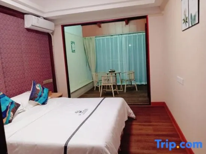Deluxe Double Suite with balcony and with river view