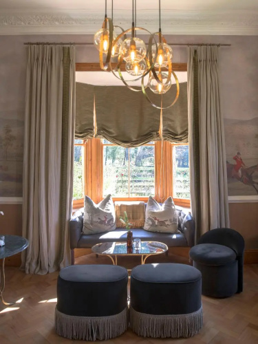 Hartford House