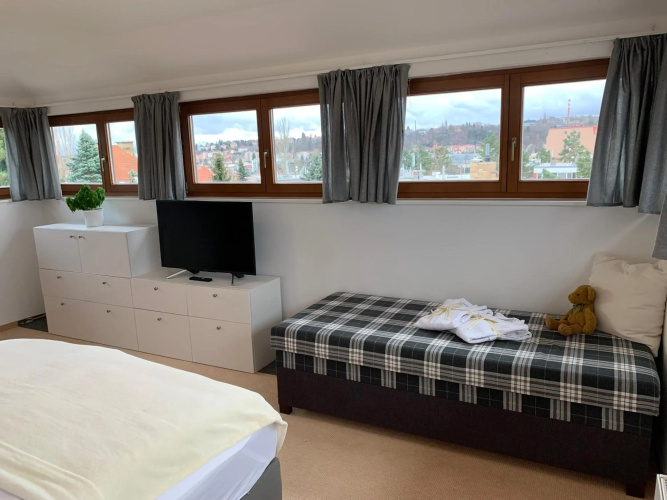Residence Top Floor Apartment