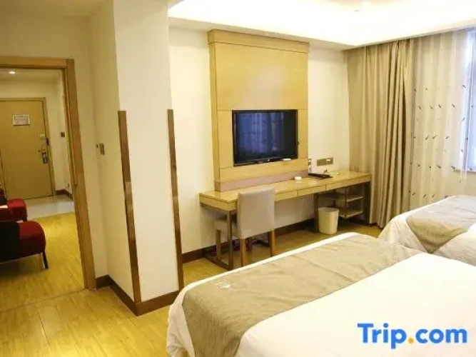 Triple Suite
