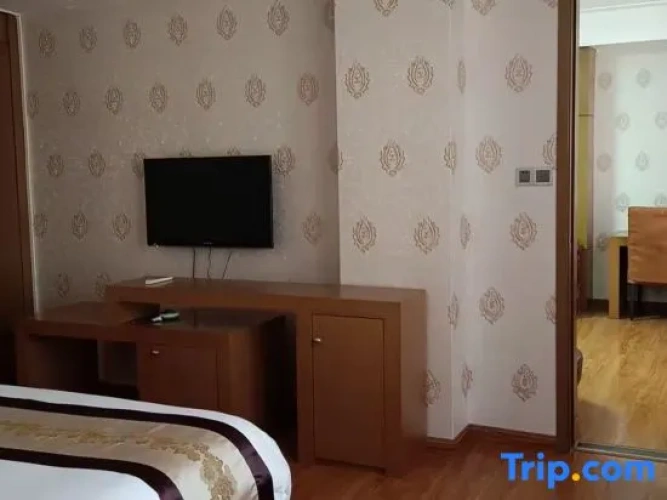 1 Bedroom Deluxe Suite