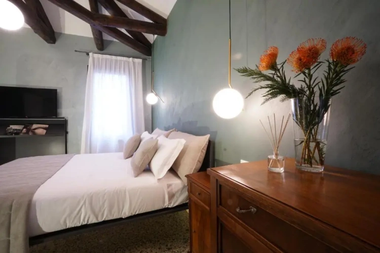 Luxury Triple room