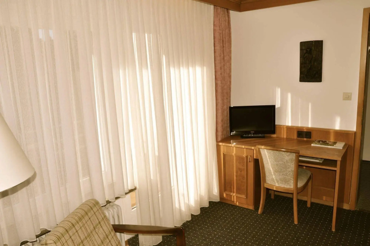 Hotel Hirsch