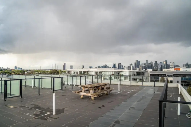 Nott's Nook- 1-bed With Rooftop Views
