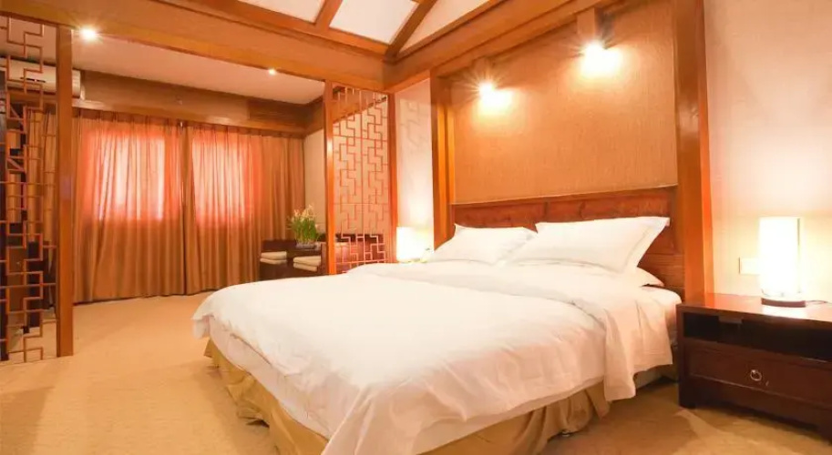 Lijiang Golden Time Inn