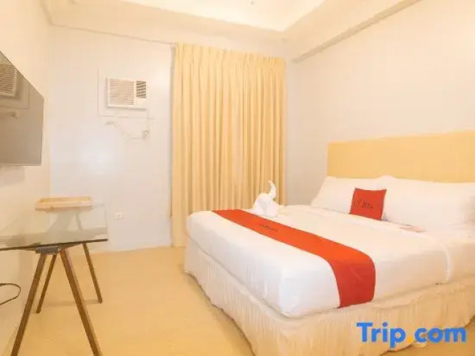 RedDoorz @ Zenova Hotel