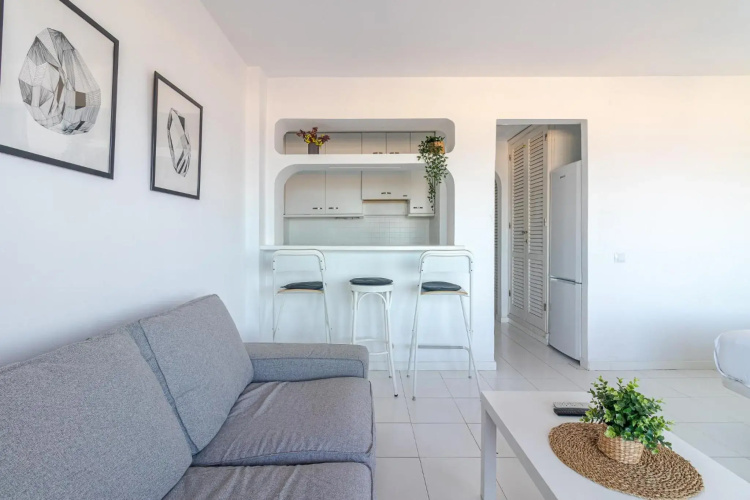 OceanFront Flat I by Canary365