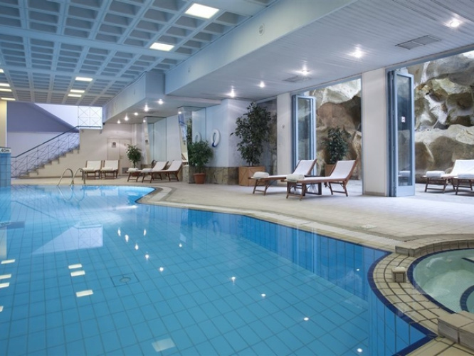 Holiday Inn