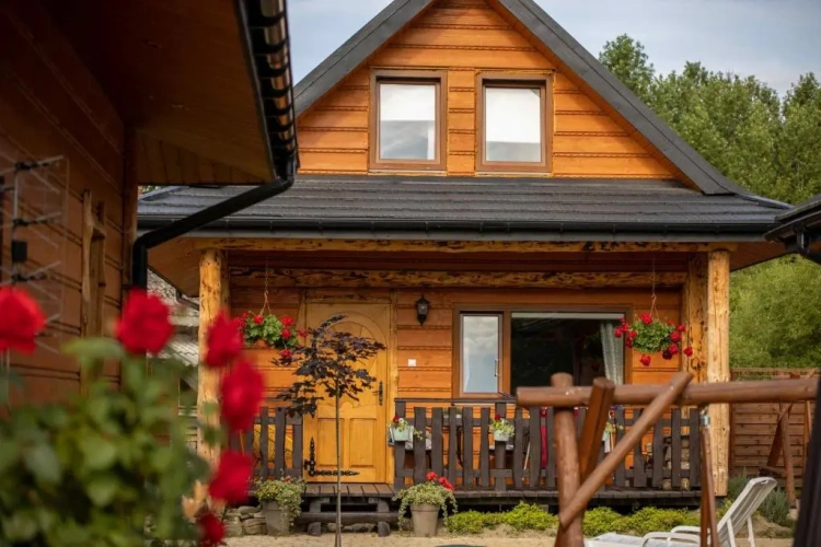 3 Bedrooms Cottage