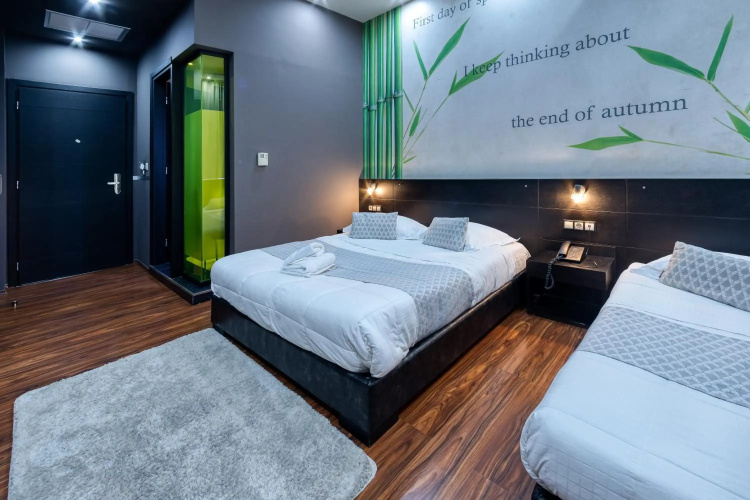 Gallery Art Hotel