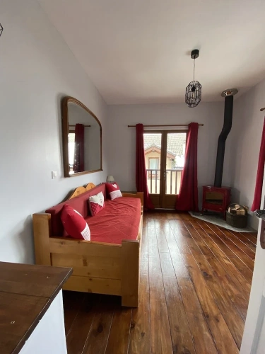 Family Cottage with garden view