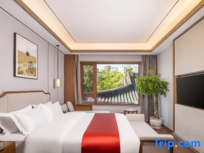 Family Suite with view