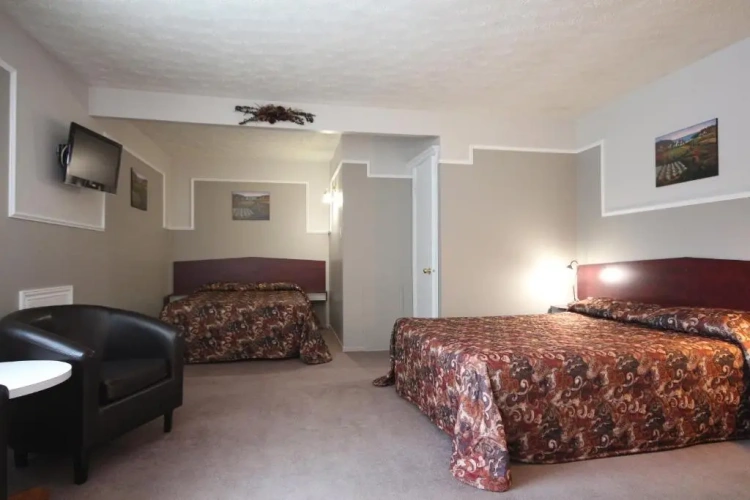Standard Family room