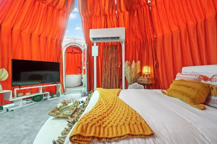 Boho By The View Luxe Hotel - Isabela