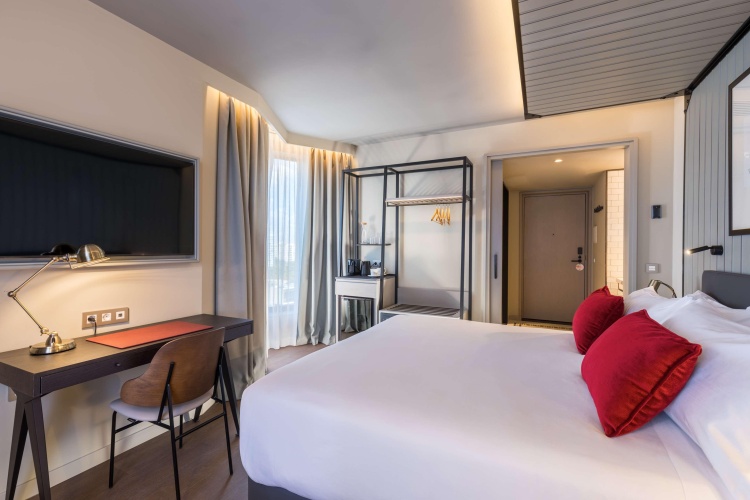 Canopy by Hilton Madrid Castellana photo 7