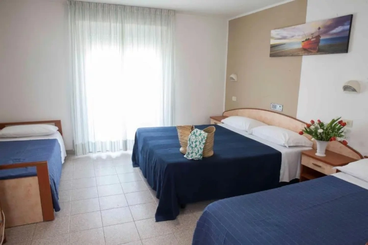 Standard Quadruple room