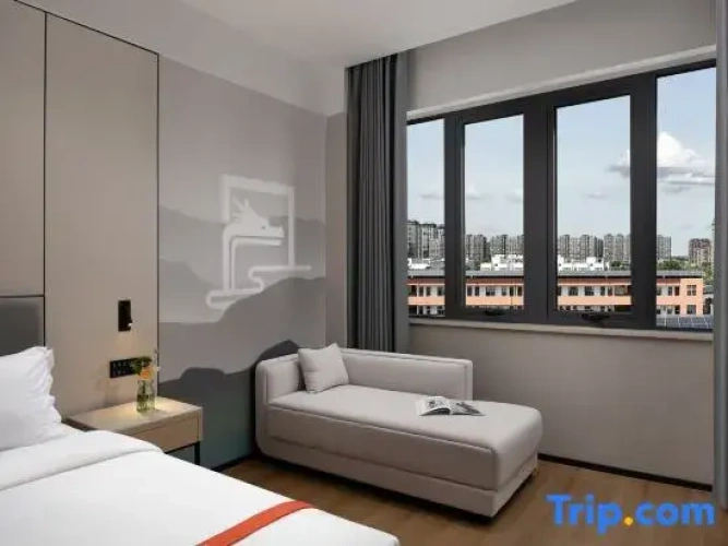 Deluxe Double Suite