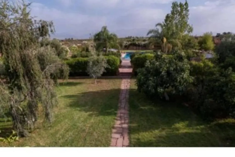 3 Bedrooms Villa