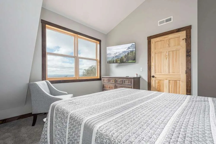 Sunshine Chalet by Taylor Made Deep Creek