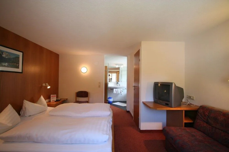 Hotel Adler