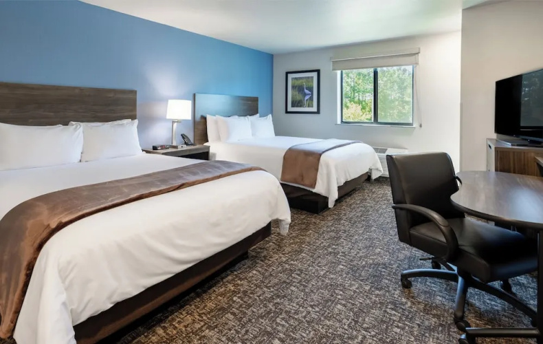 My Place Hotel-Redding CA