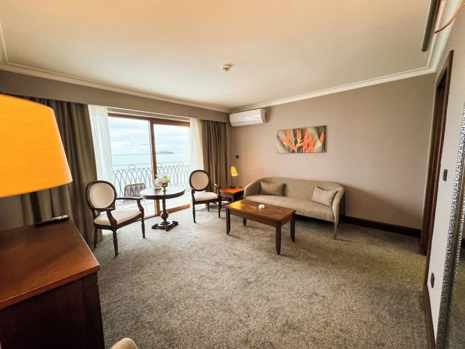 Double Suite with balcony and with sea view
