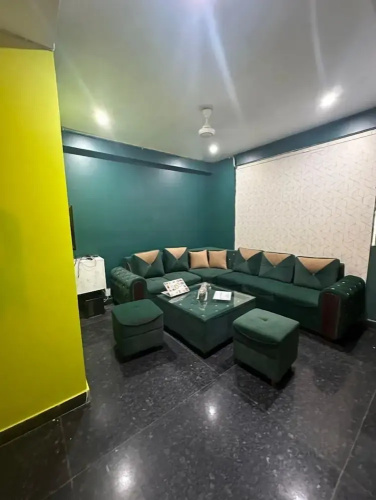 V Rooms