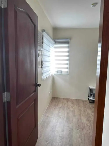 Fullerton Suites