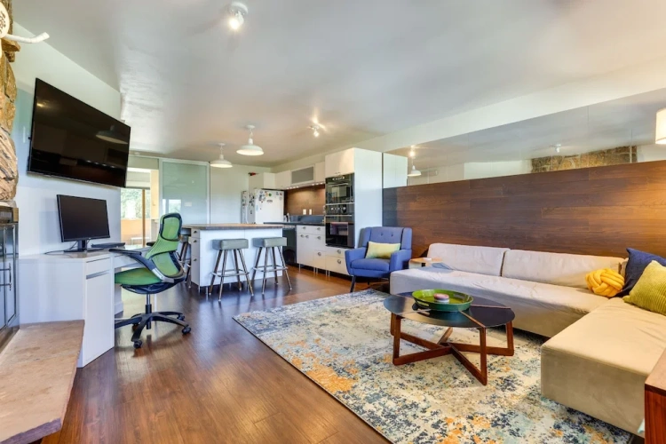 1 Bedroom Apartment with balcony