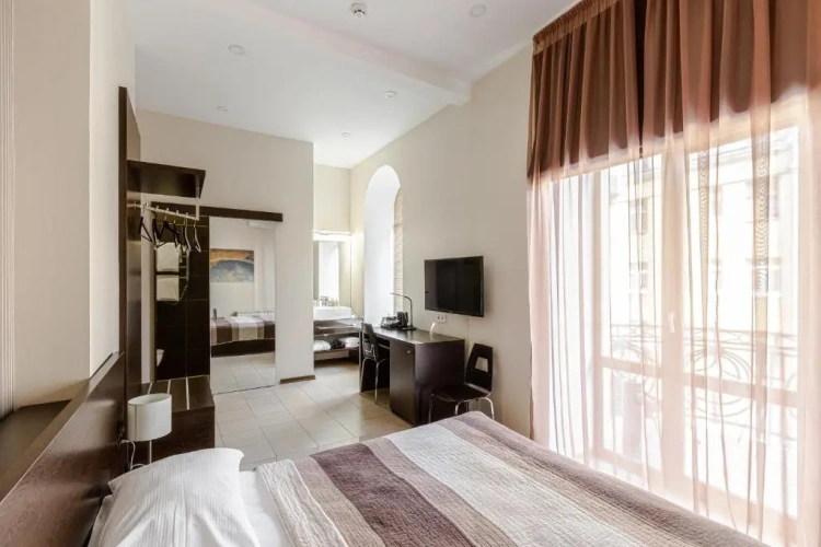 Superior Triple room