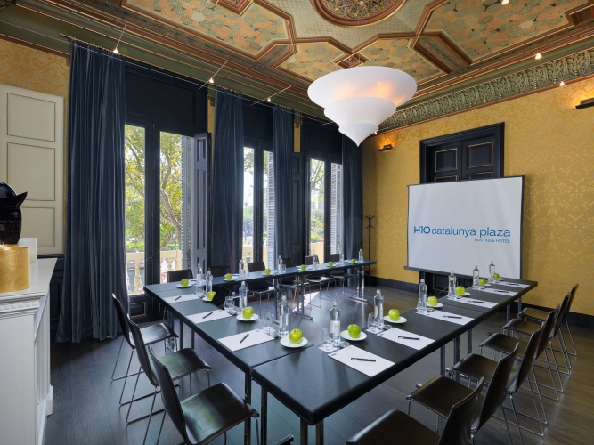 H10 Catalunya Plaza Boutique Hotel photo 25