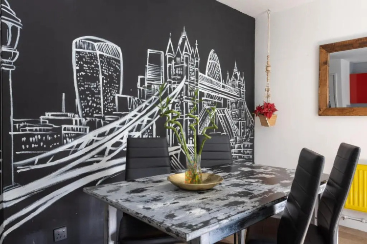 Tower Bridge Rainbow Suites